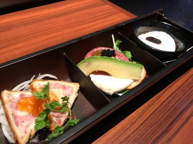 粋な肉 銀座店 - サブ画像3