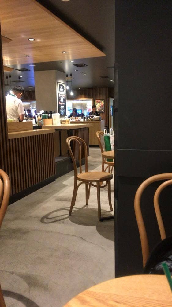 スターバックス コーヒー 東京駅グランルーフフロント店 - サブ画像1