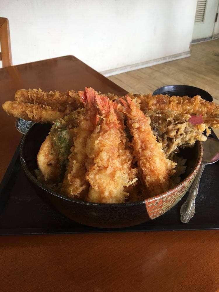 お食事処 はくさい