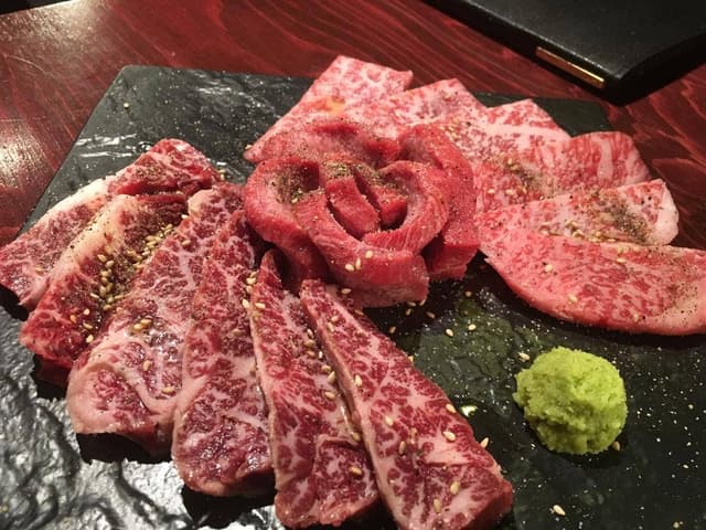 炭火焼肉 うしざか - サブ画像2