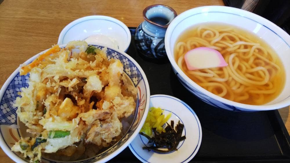 ウエスト大川店