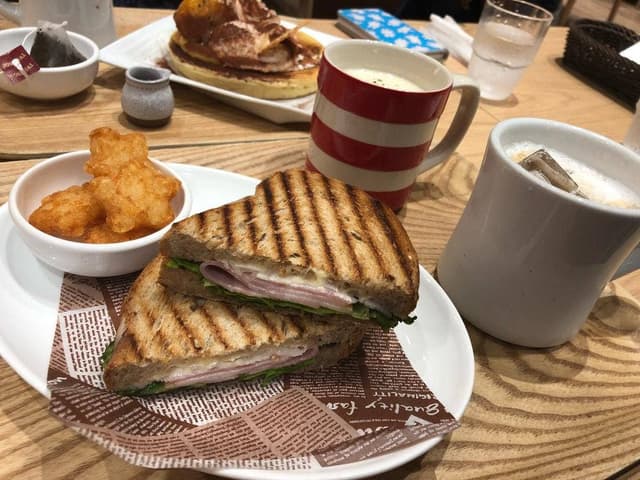 志津屋 イオンモール京都桂川 - サブ画像2