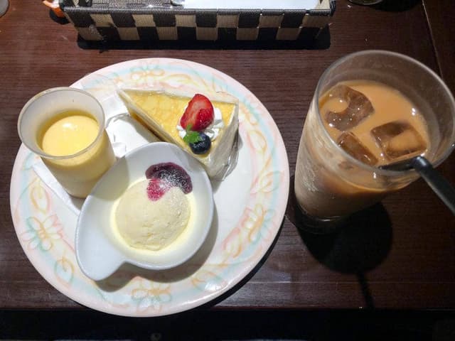ビルズカフェ 片原一色店 - サブ画像1