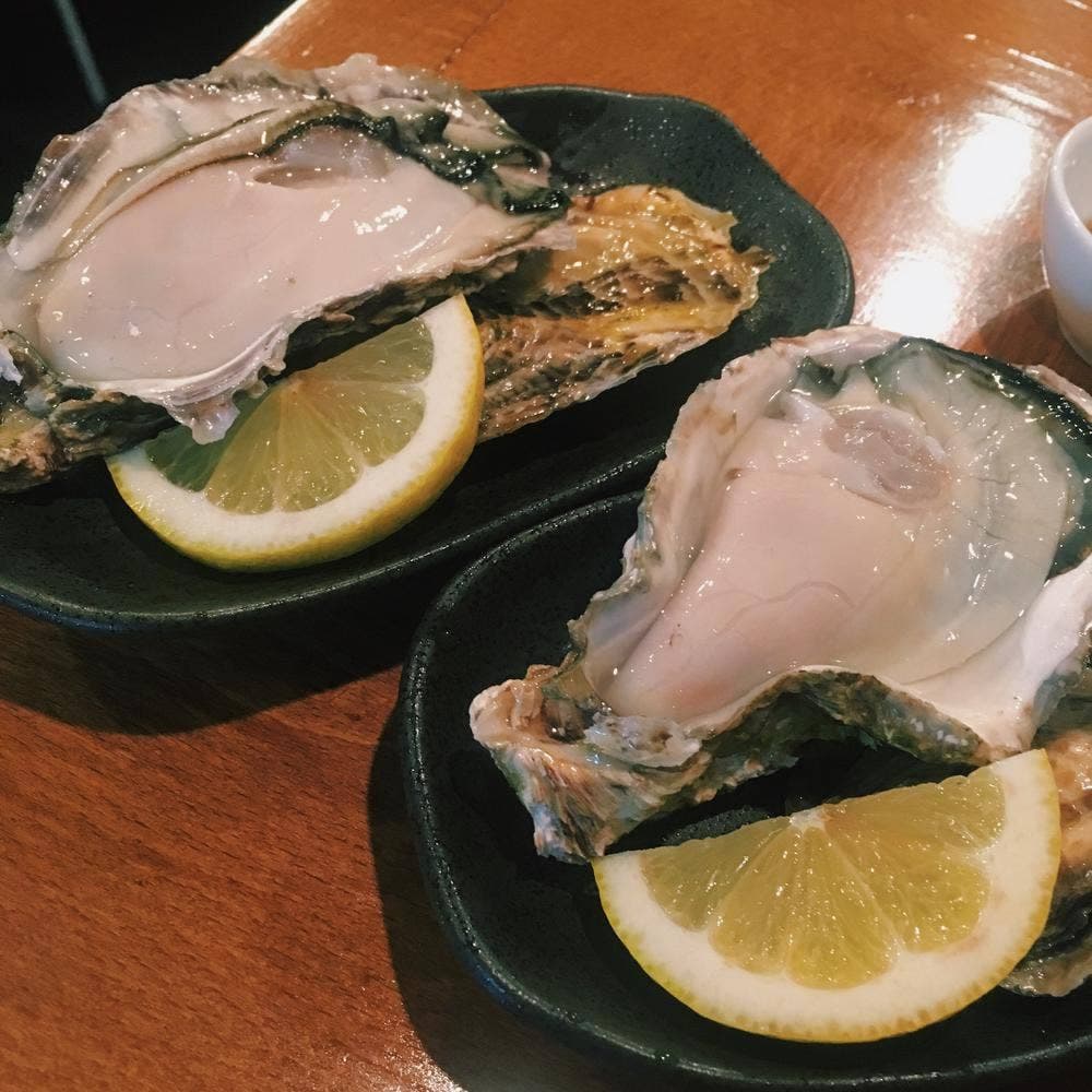 炭火バルとりびぃーの