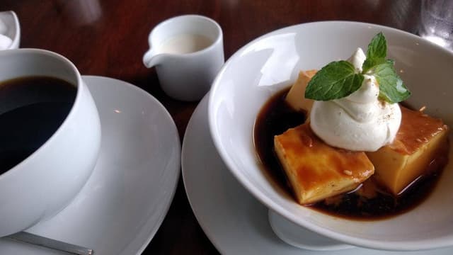 Cafe&Bar 楽水楽山 千明仁泉亭 - サブ画像2