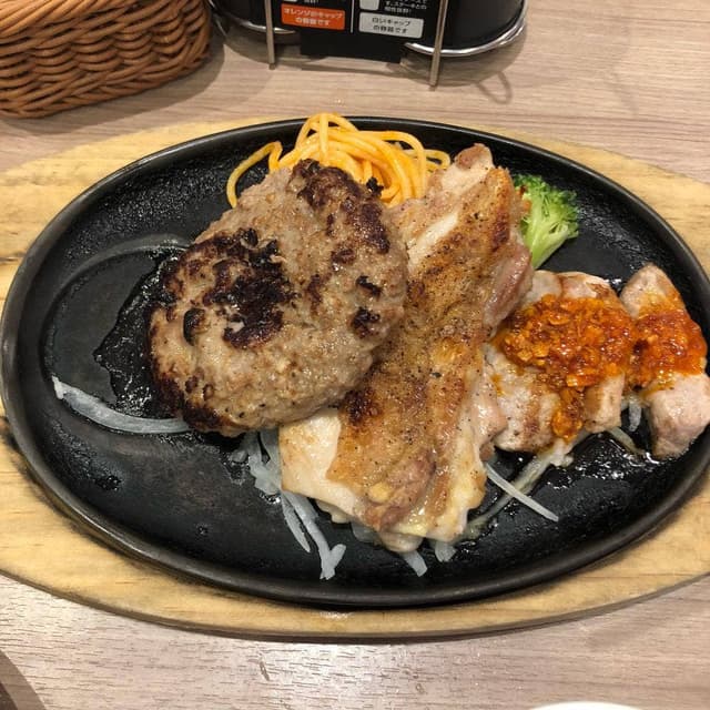 ステーキのどん 蓮田店 - サブ画像2