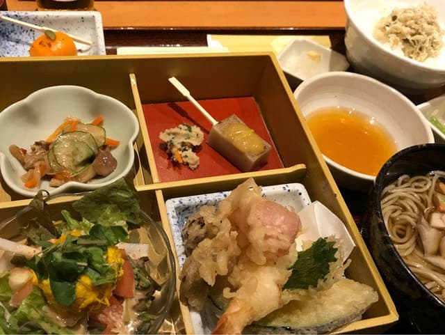 家族亭 阪急山田店 - サブ画像1