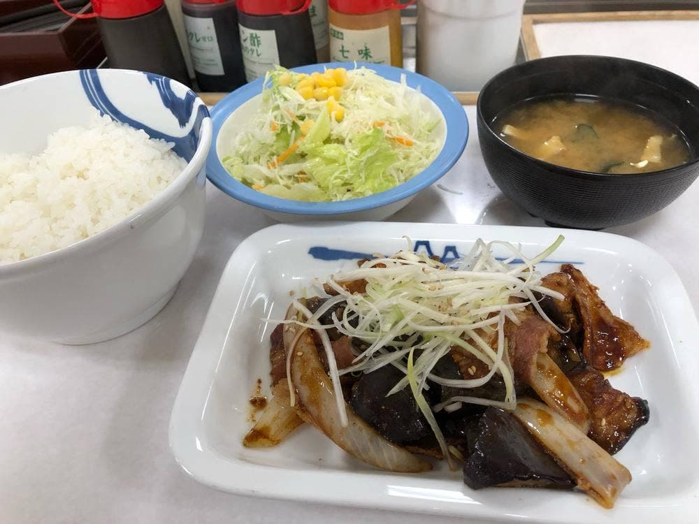 松屋 十三西口店