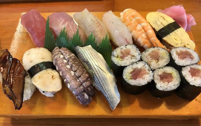 初寿司常滑分店 - サブ画像1