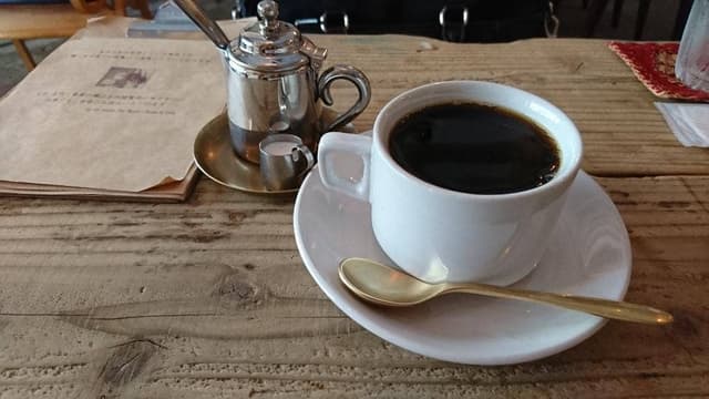 Go Go Round This World! Books&Cafe - サブ画像2