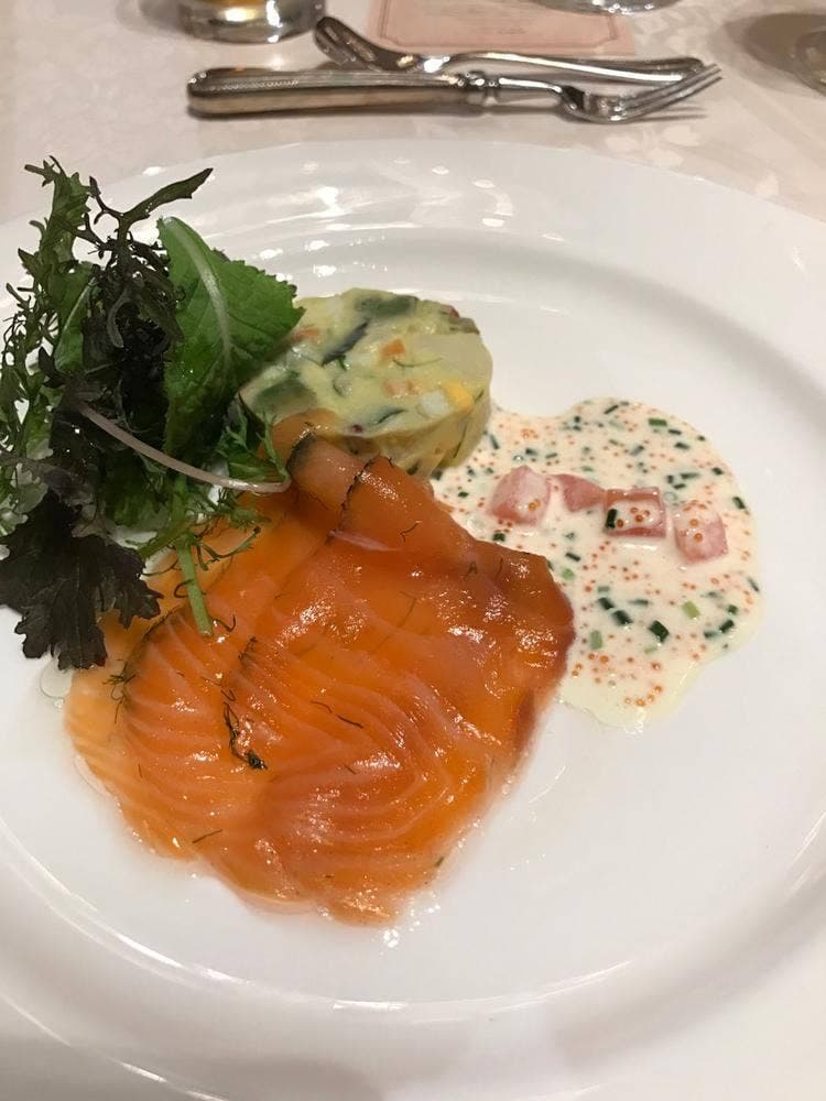 福岡サンパレス