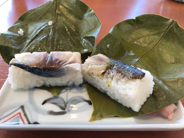 柿の葉すし本舗たなか 丹生川店 - サブ画像1