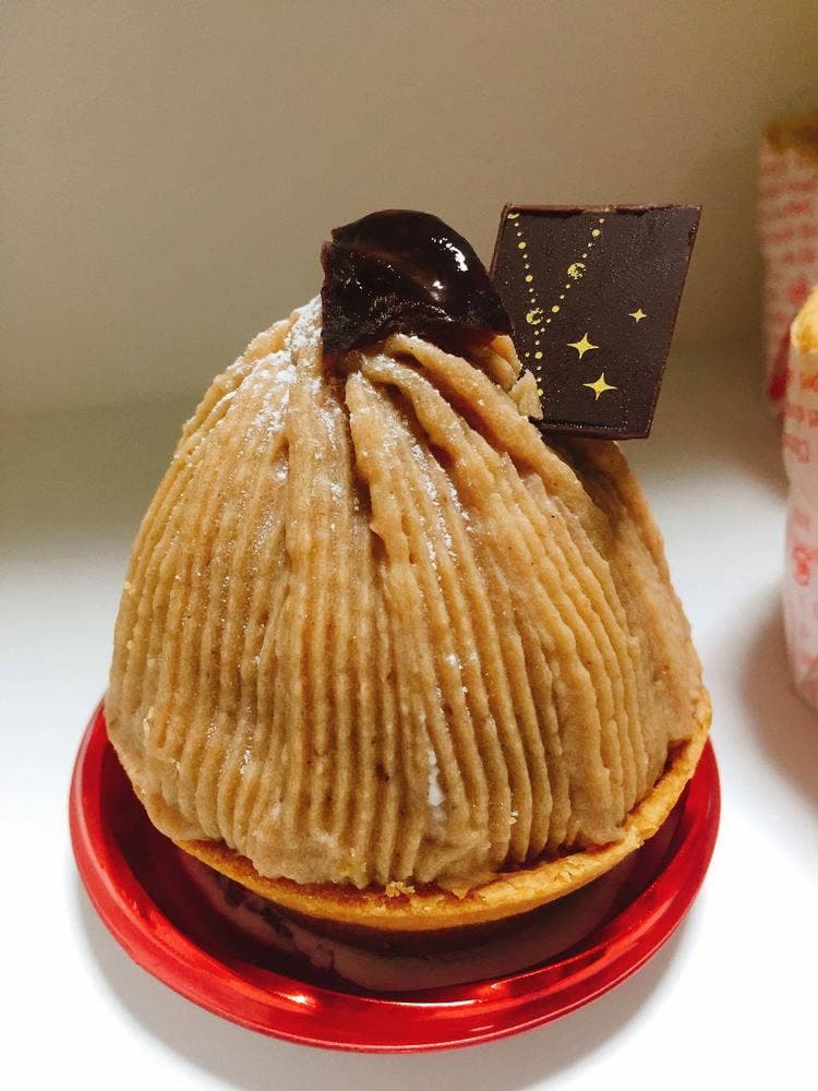 お菓子のリーフ イオンモール八幡東店