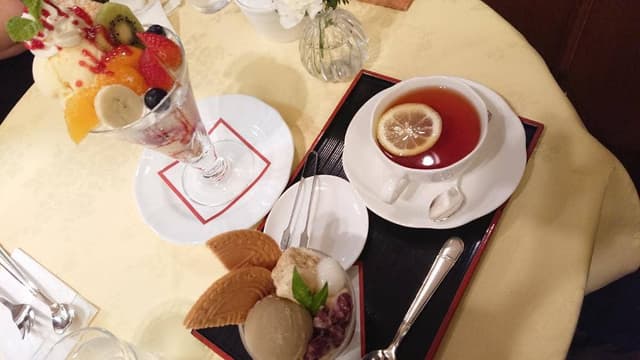 カフェ パルファン 宝塚阪急 - サブ画像1