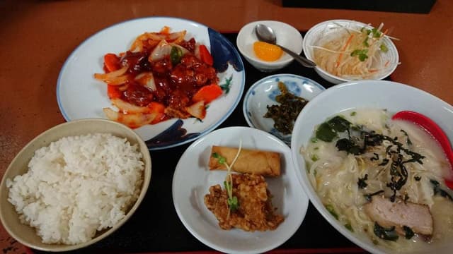 餃子の味楽 - サブ画像3