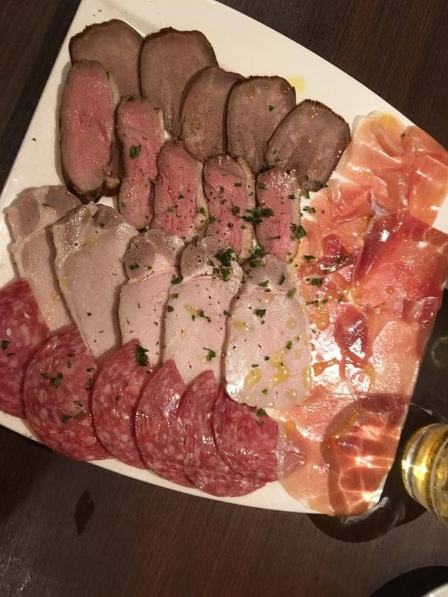 肉とワイン、時々パエリア。ジャンラフィット 蒲田西口 - サブ画像2