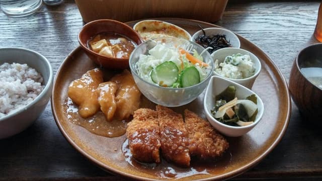 ごはんとおやつの店 とんとん - サブ画像2