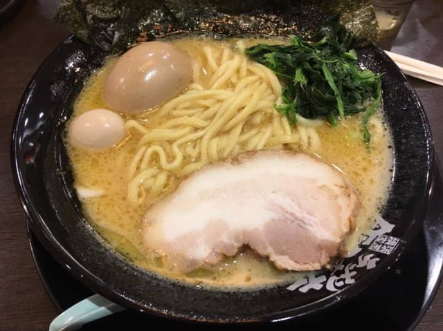 横浜家系ラーメン 町田商店 城山店 - サブ画像3