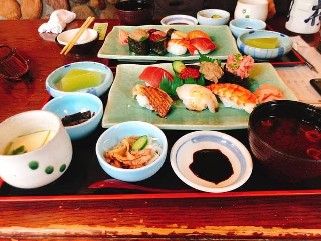 横田寿司橿原店 - サブ画像2