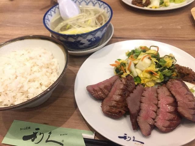 牛たん炭焼 利久 tekuteながまち店 - サブ画像2