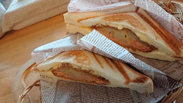 伊都ホットサンド 笑顔 - サブ画像2