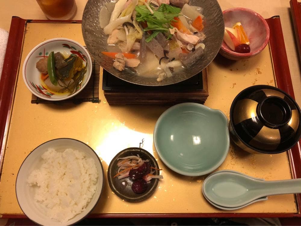 海鮮割烹 華てまり