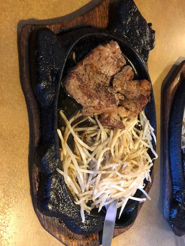 ステーキサロン・カウボーイズ - サブ画像2