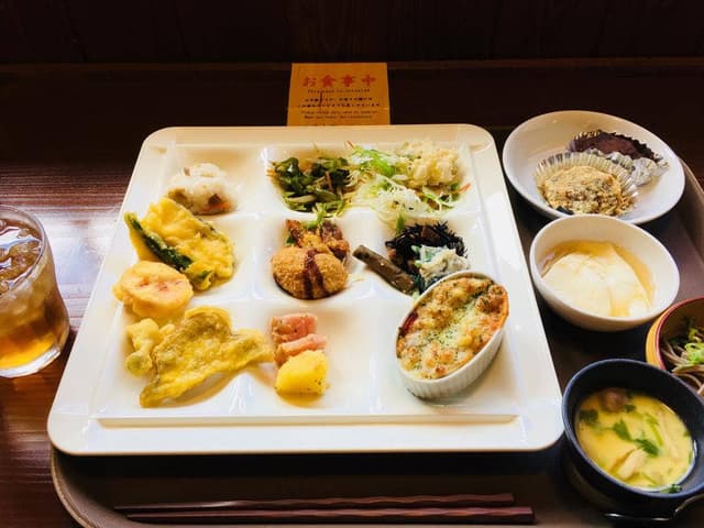 旬菜食祭 お食事処 花月楼 - サブ画像1
