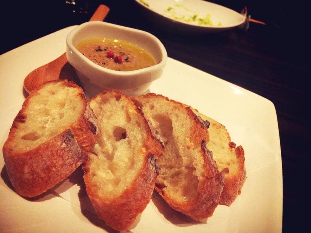 ワイン&鶏料理 鶏小路