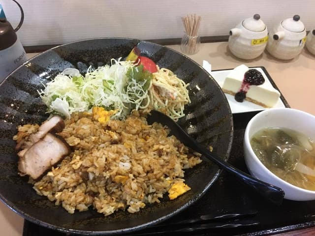 ダイニングキッチンつくし - サブ画像3