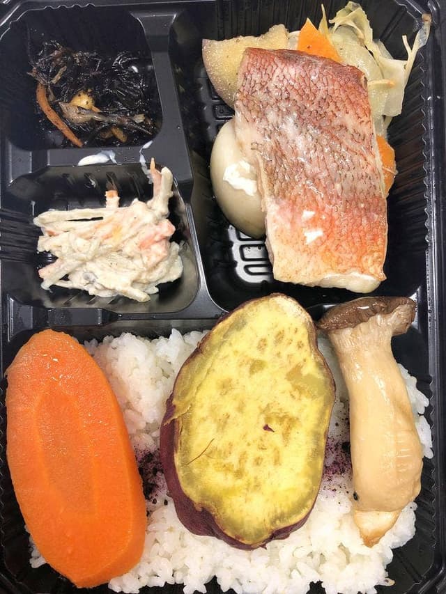 旬八弁当店 田町店 - サブ画像3