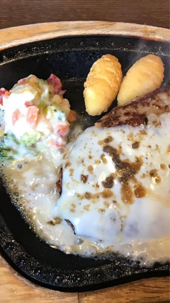 びっくりドンキー 佐世保アルファ店 - サブ画像1