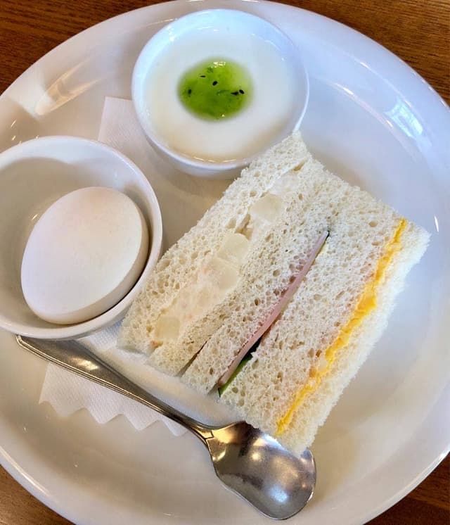 ダフネ珈琲館 半田中央インター店 - サブ画像1