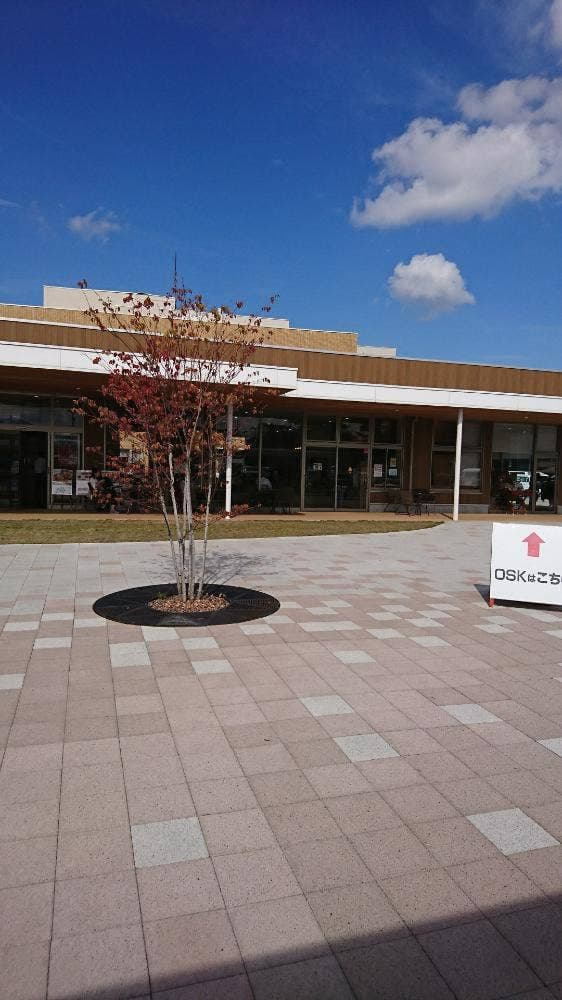 Logy’s Picnic mart - サブ画像1