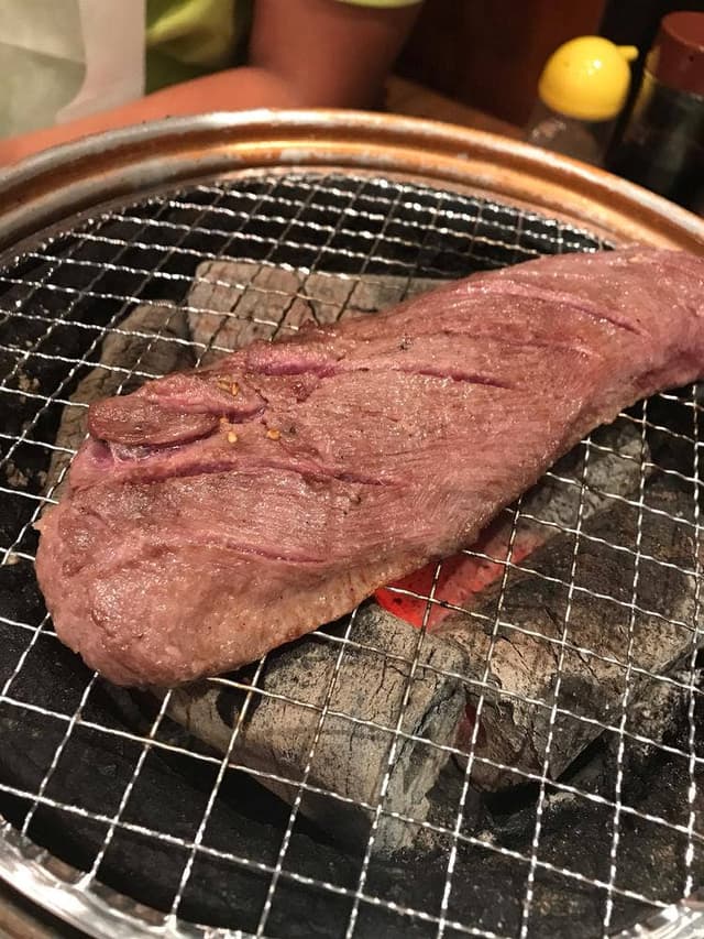 本格炭火焼肉・ホルモン 徳ちゃん 恵比寿本店 - サブ画像3