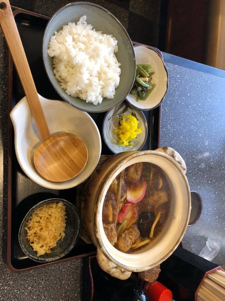 松よしうどん店