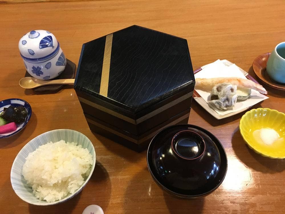 あずまそ