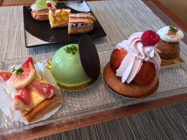 春華堂 佐藤店 - サブ画像1