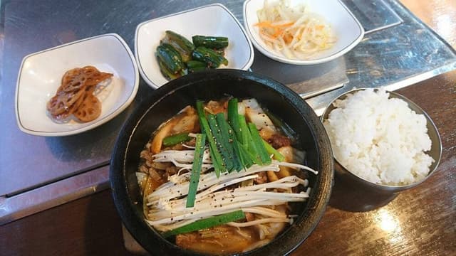 焼肉・韓国料理 ママグリル - サブ画像1