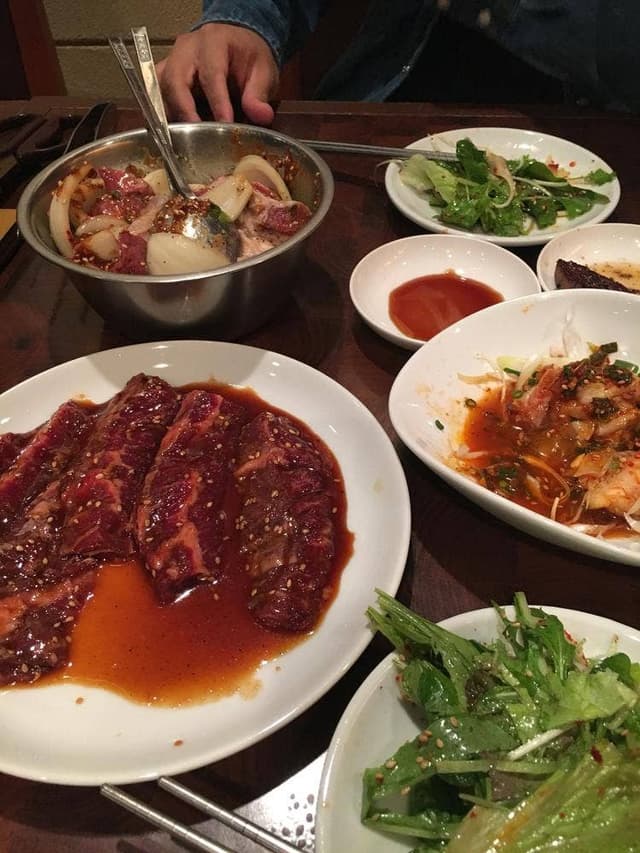 炭火焼肉 牛常 勝田店 - サブ画像3