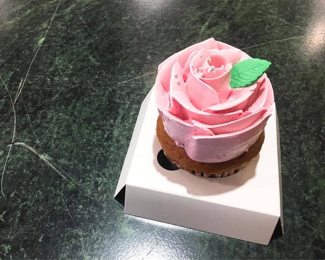 SALLYS CAP CAKE 札幌ファクトリー店 - サブ画像2