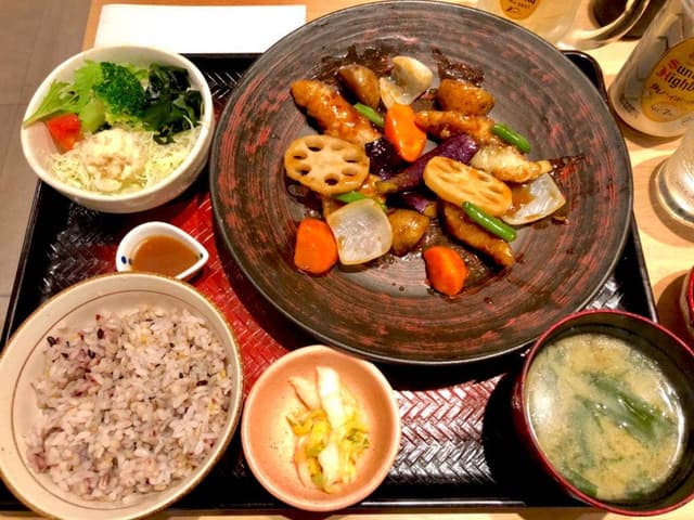 大戸屋ごはん処 横浜ジョイナス店 - サブ画像3