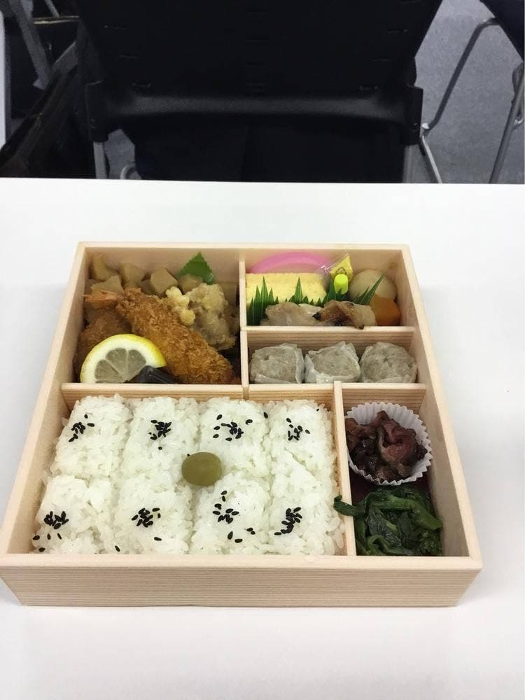 崎陽軒 日本橋三越本店