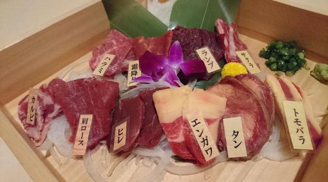 馬肉と酒 生肉専家 TATE-GAMI 四日市店 - サブ画像2
