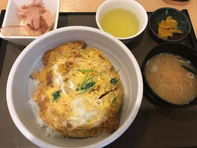 京急ロイヤルフーズみうら亭 - サブ画像1
