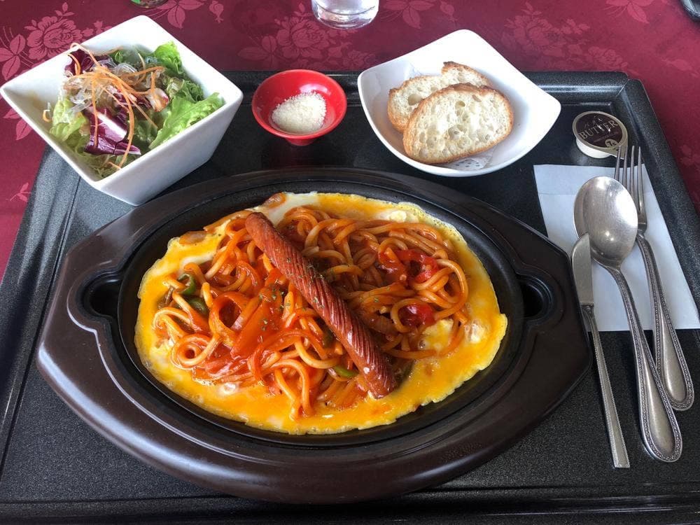 メイプルヒルズ ゴルフ倶楽部 レストラン