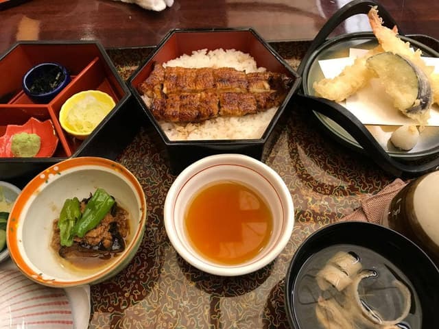彦 本店 - サブ画像3