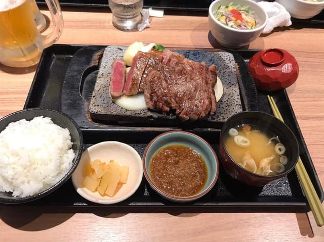 石焼ステーキ 贅 新潟 県央店 - サブ画像1