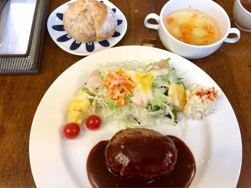 木林森カフェ・B&B