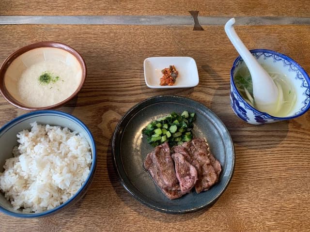 牛タンと麦めし赤兵衛 - サブ画像3